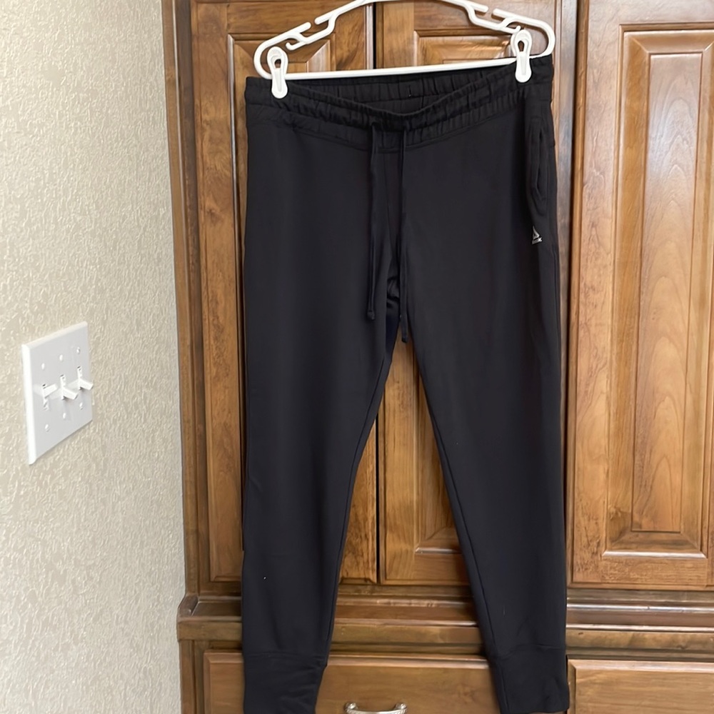 Reebok Joggers size L